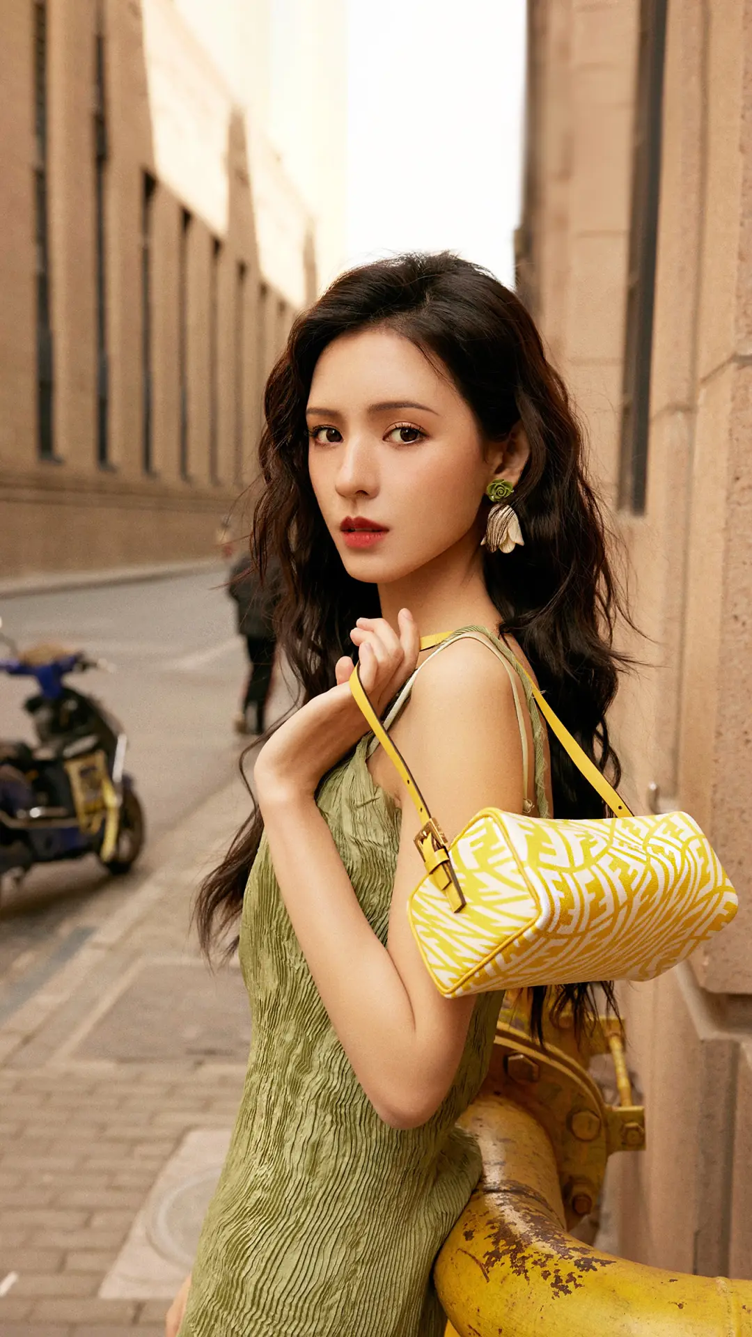 冷艳女神张予曦