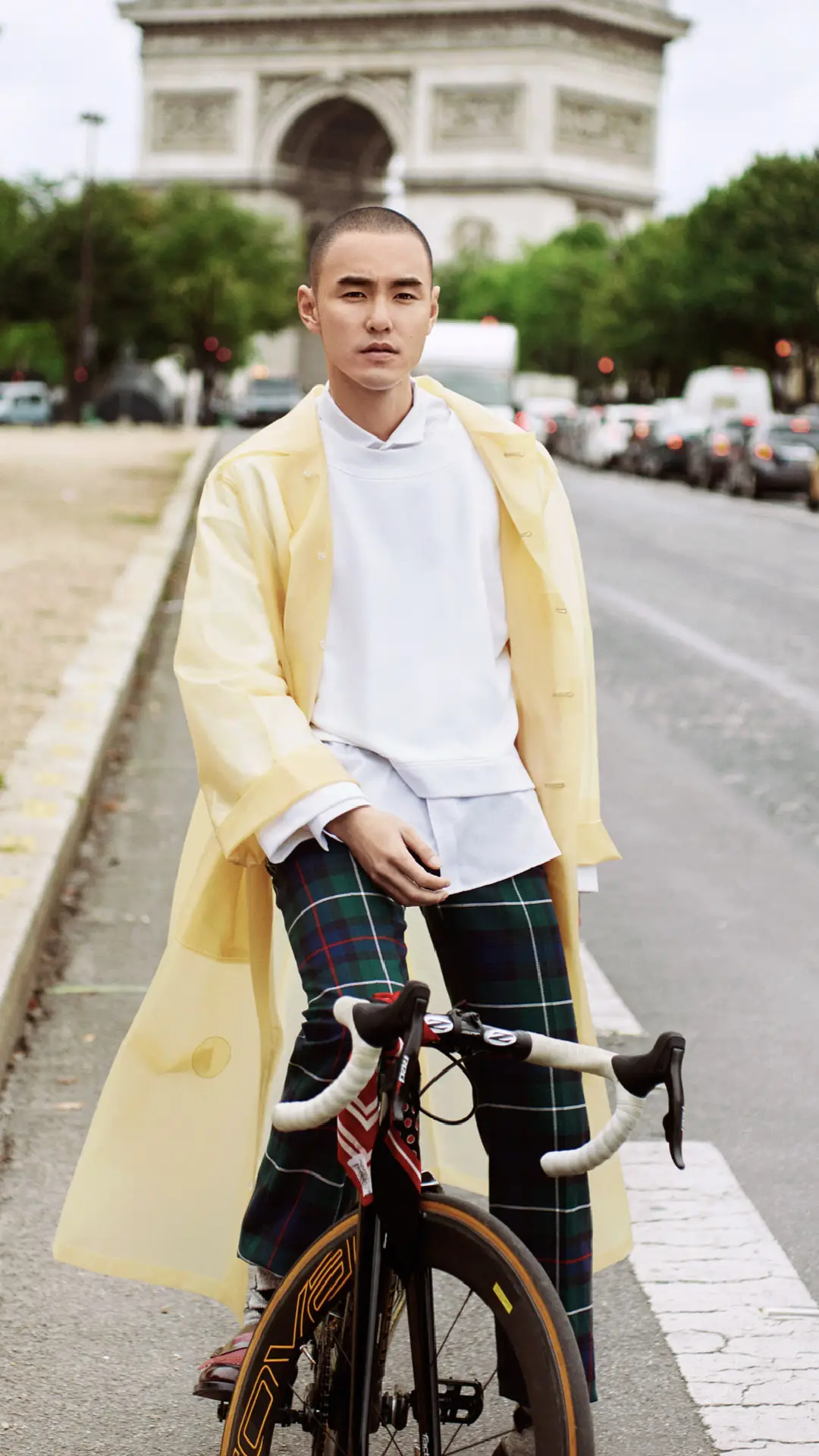 阮经天 笑容不泛滥