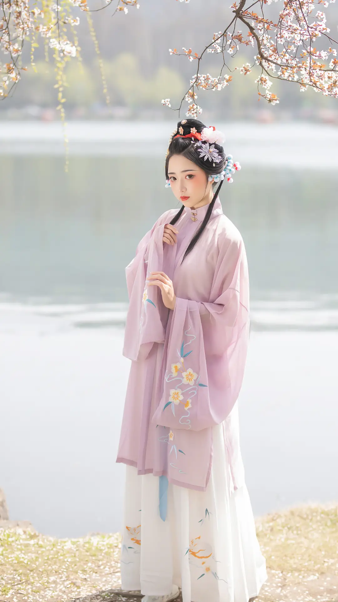 古人春游“戏”很多 - Screenshot 1