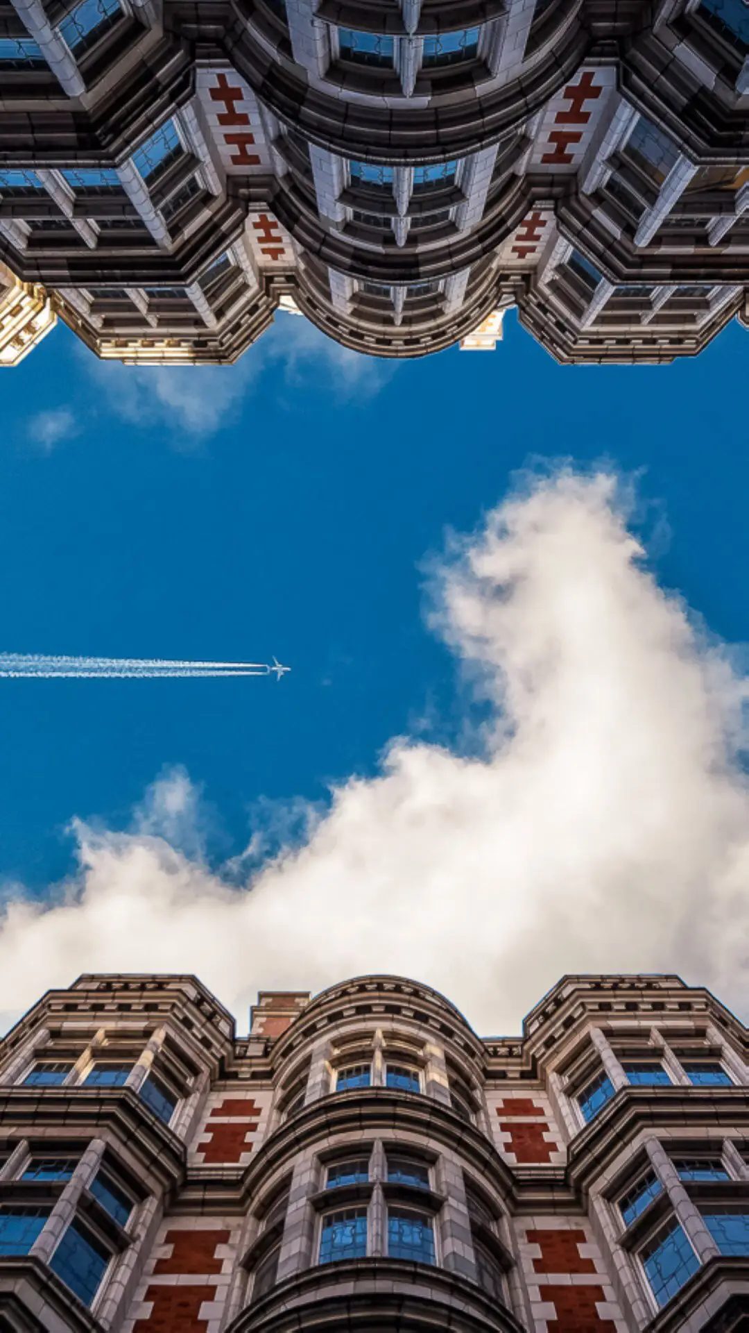 五彩缤纷现代城建筑壁纸