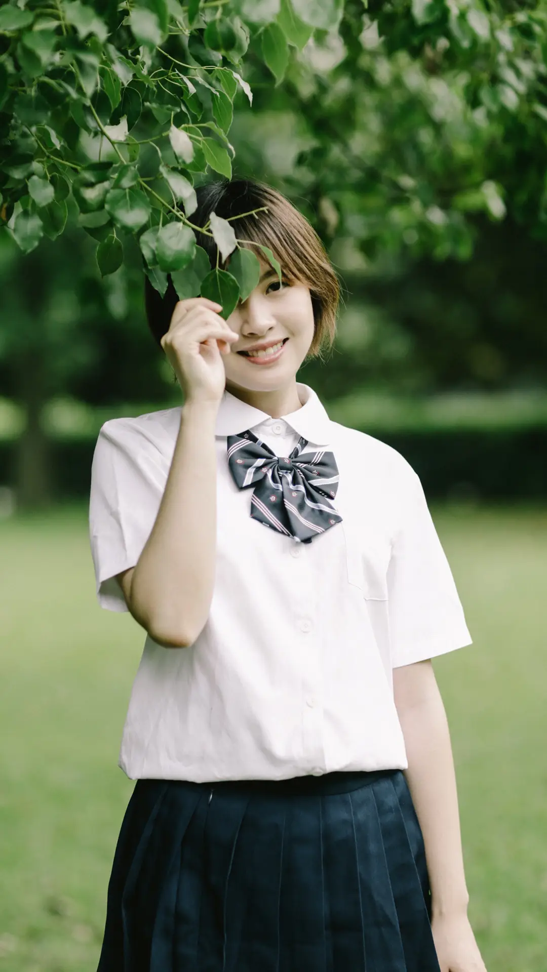 短发校园美女-锐景创意