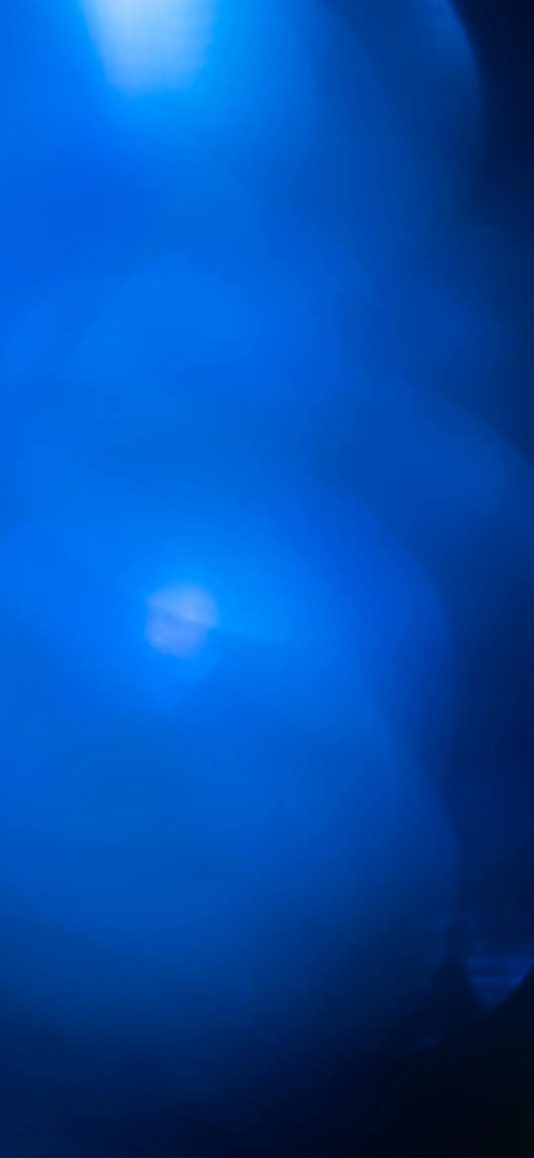 蓝色简约壁纸-锐景创意 - Screenshot 1